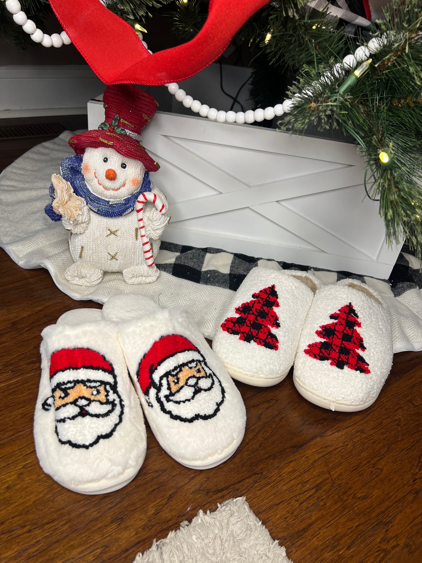 Women’s Santa Face Slippers