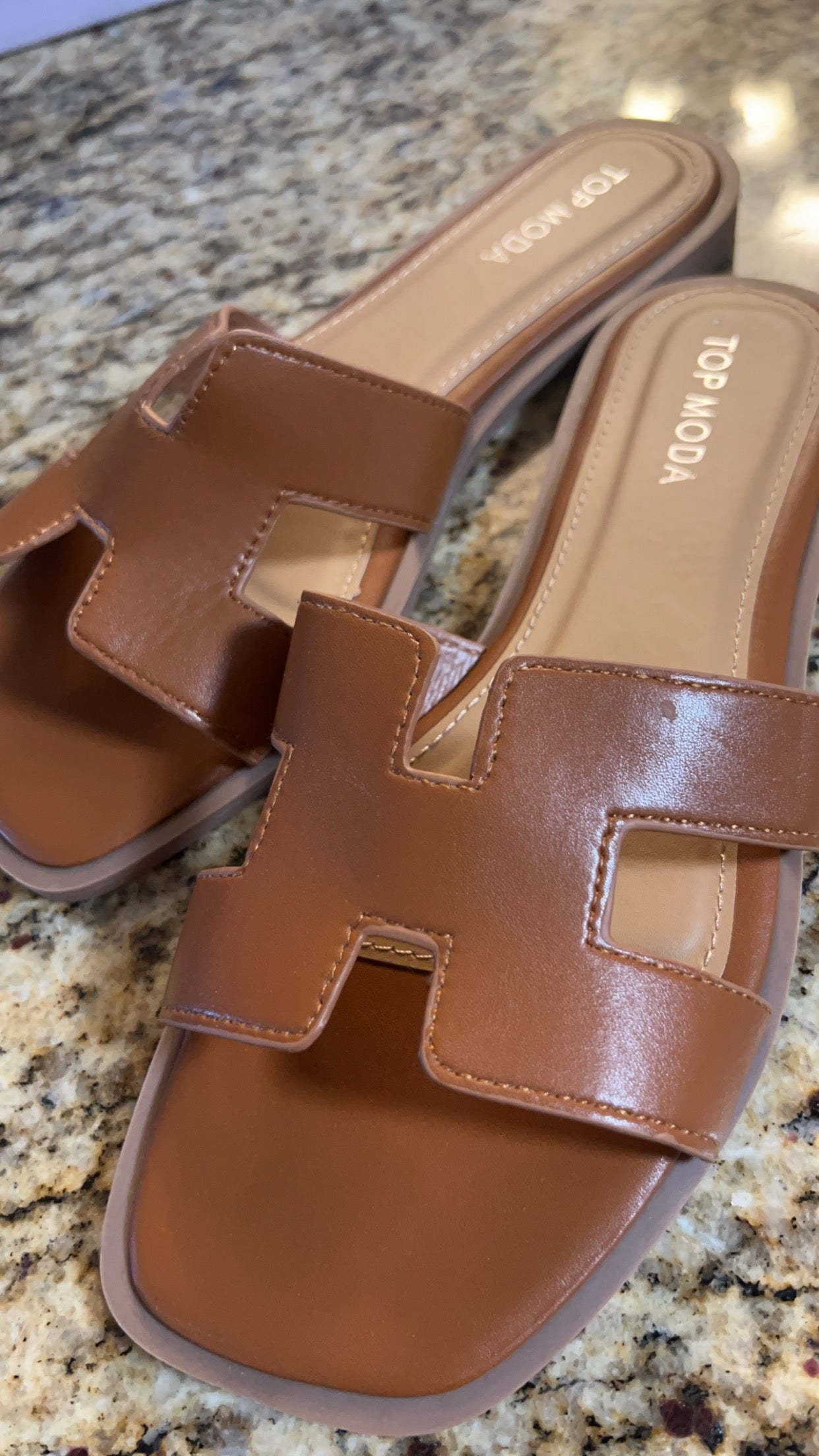 The Palmer Flat Sandals